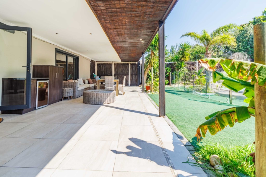 4 Bedroom Property for Sale in Flamingo Vlei Western Cape